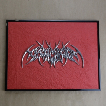 3d панно Rockdecor r5 в рамке 30х40 на красном фоне 1